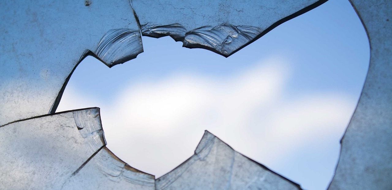 Commercial Replacement Broken Windows Adelaide